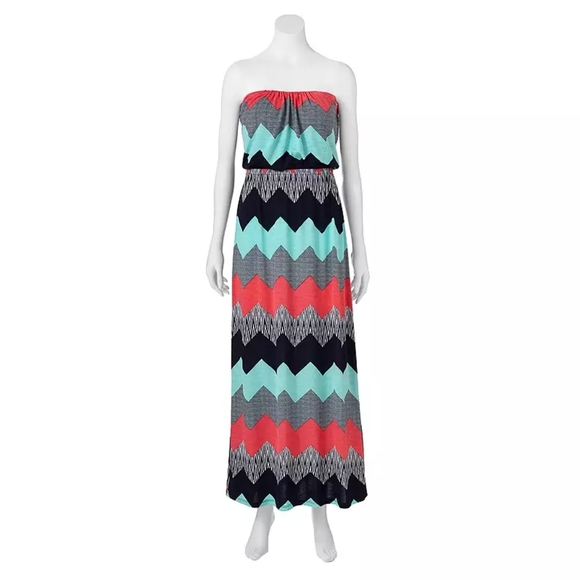 Trixxi Chevron Strapless Maxi Dress - Picture 1 of 6